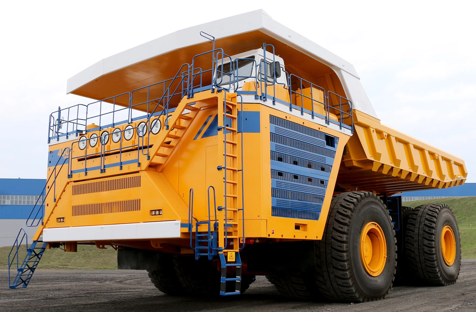 Cómo elegir el sistema de lubricación adecuado para camiones de minería